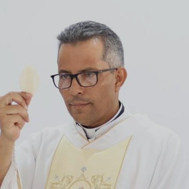 Pbro. Cecilio Herrera Moreno, Párroco