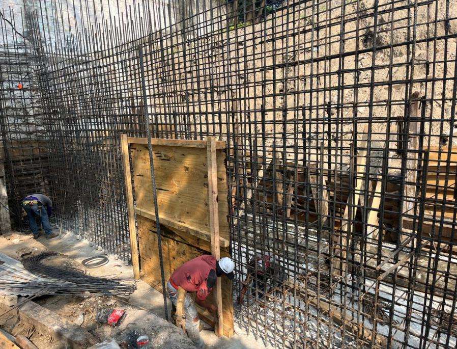 Cimbra del muro, etapa 1