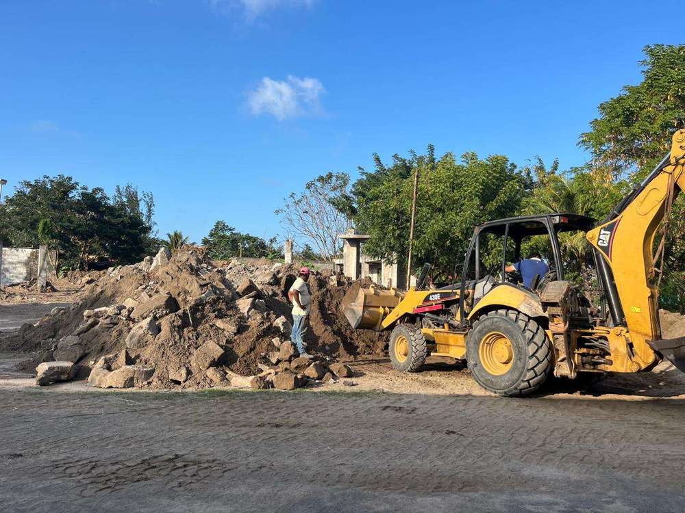 Retiro de material fuera de la obra